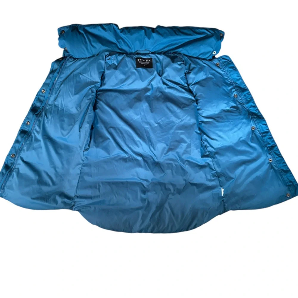 Athleta Downtown Vest Puffer Womens Size SP Semi Fitted Beautiful Blue - Picture 4 of 5